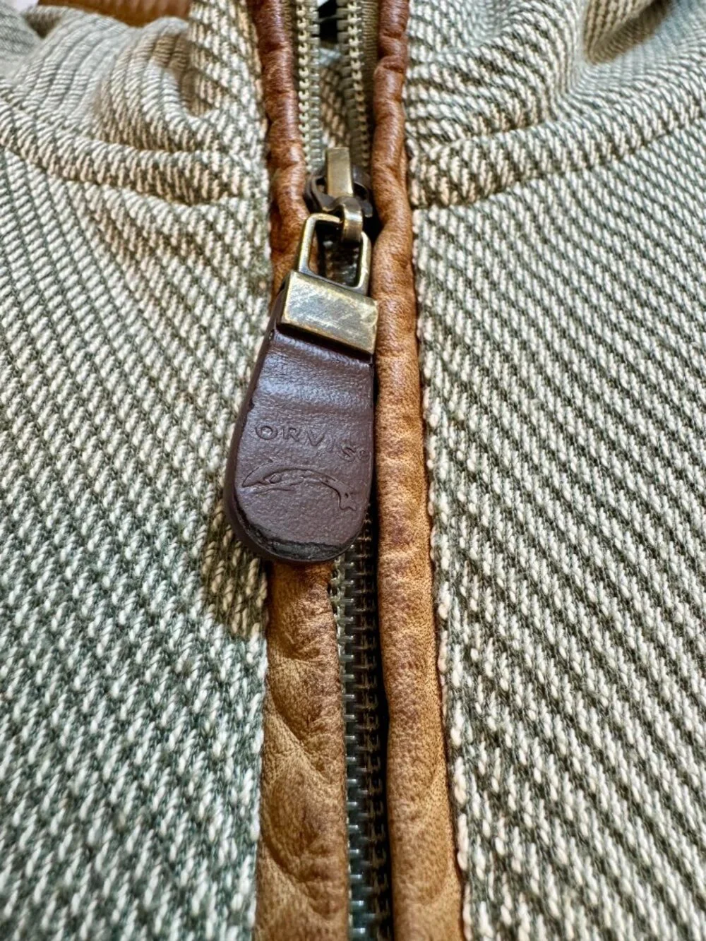 Orvis Men's Large Quarter Zip Leather Elbow Patch Pullover Sweater